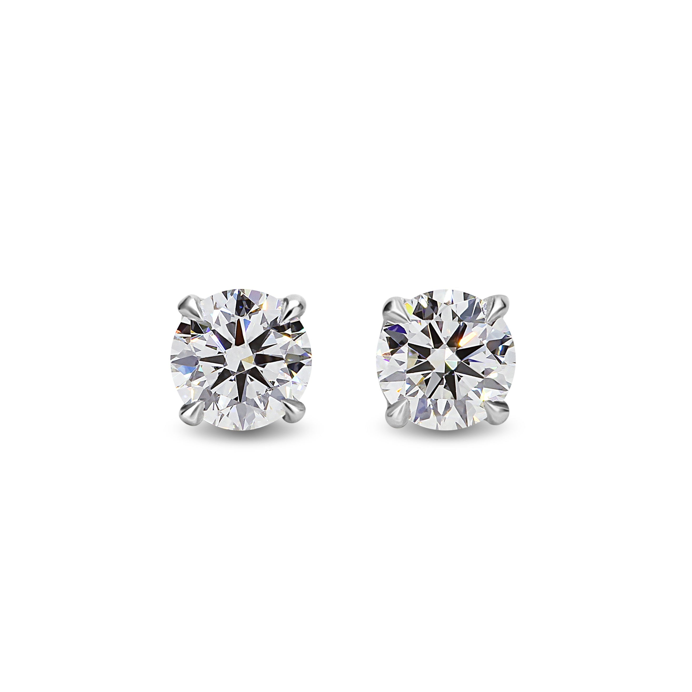 Heritage Classic Diamond Stud Earrings
