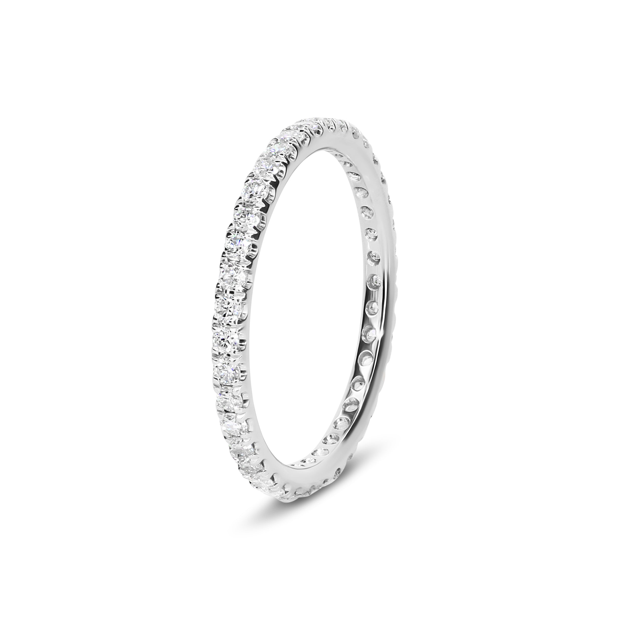 Petit Scallop Wedding Band